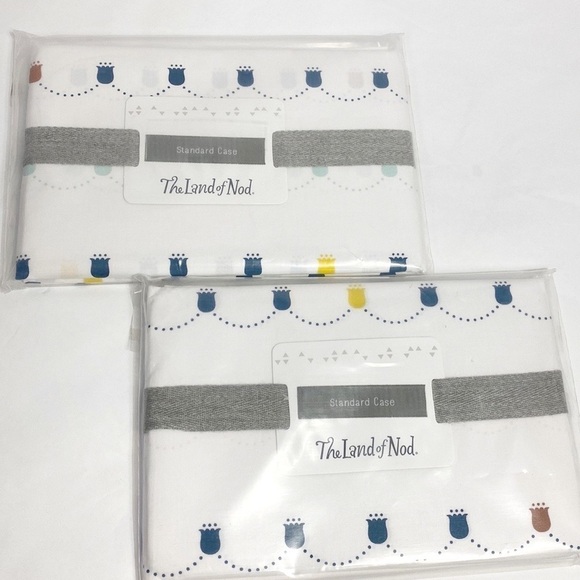 Land of Nod Crate and Barrel Kids set of 2 Fairy Princess pillowcases NWT - Picture 1 of 3